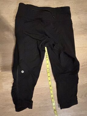 lululemon athletica Black Capris